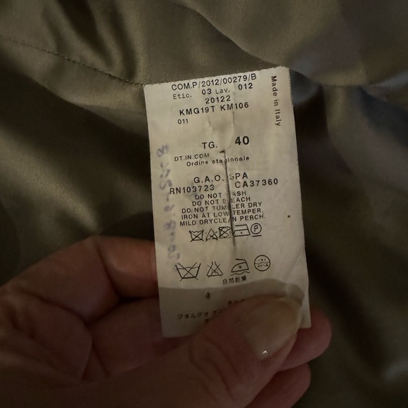 Armani beige tweed cropped jacket sz4 - Picture 7 of 9